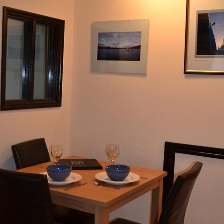 River View Cottage Стейвли Экстерьер фото
